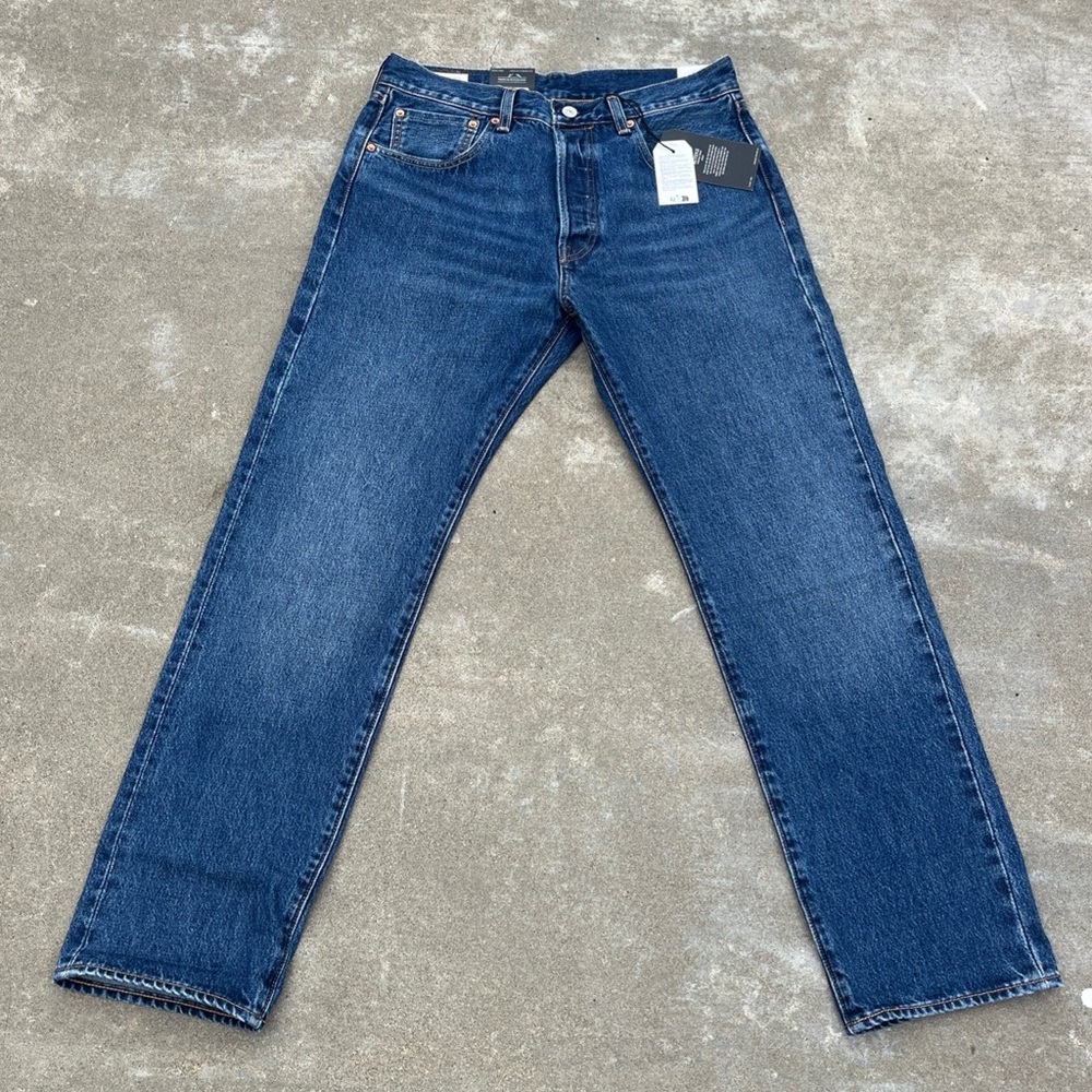 NWT Levi’s Premium 501 ‘93 Straight Fit Selvedge Men’s Jeans